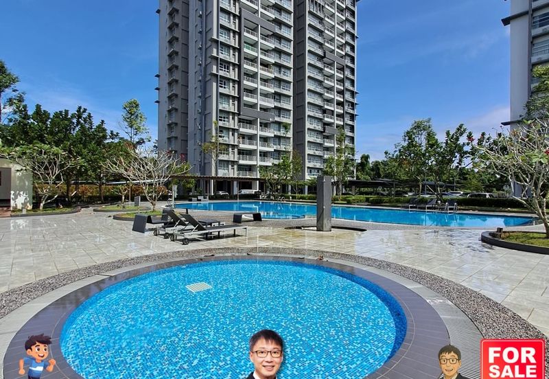SkyVilla Condominium