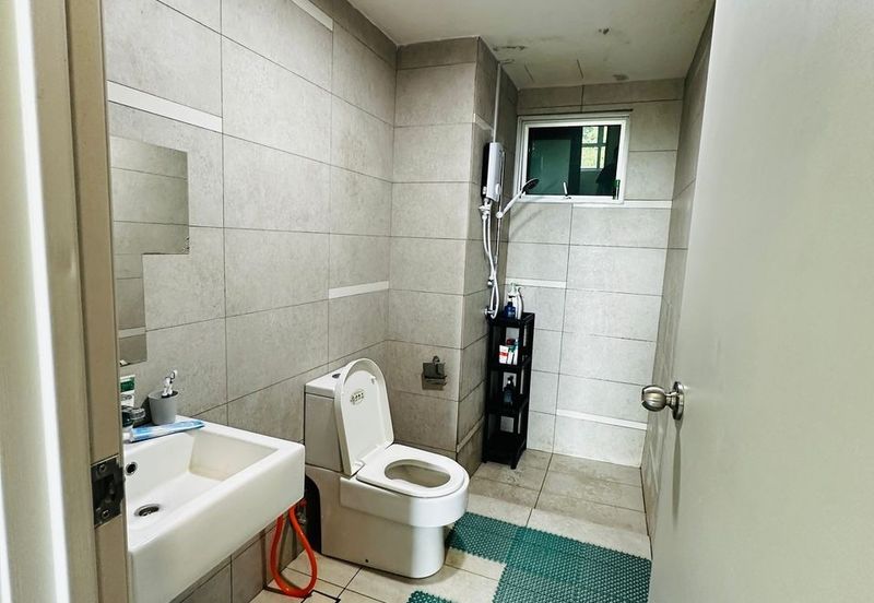 SkyVilla Condominium