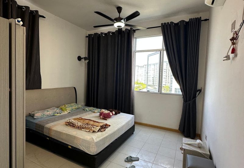 Residensi Bintawa Riverfront