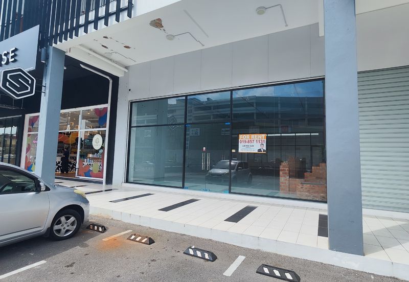 2 Adjoining Shoplots at the Podium Ground Floor Facing the Main Road in Kuching City For Rent 