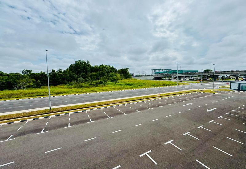 Three (3) Storey Shoplot at Westfield Points Commercial Centre in Kuching for Sale