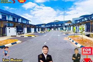 Double Storey Terrace House at Boxhill 76 Kota Sentosa for Sale! 