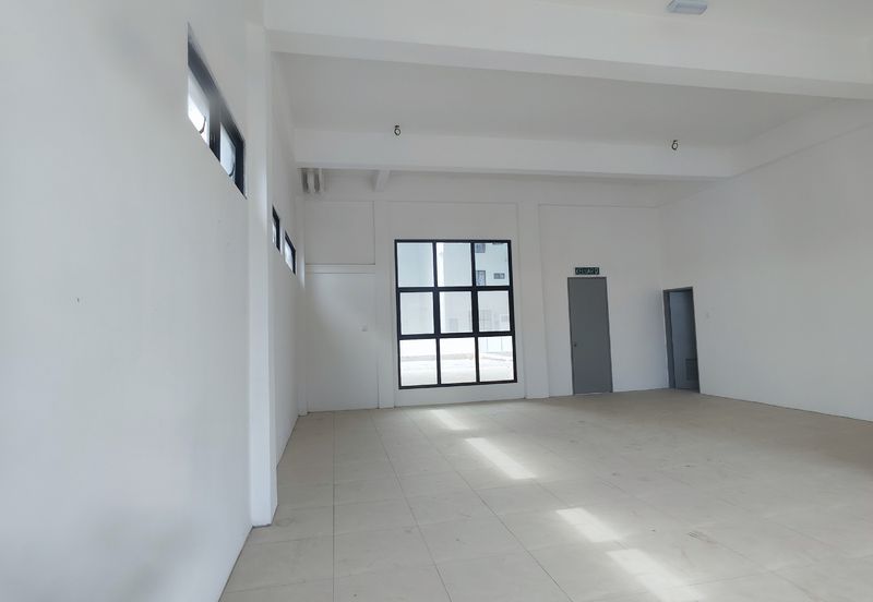 3 Storey Semi-Detached Showroom cum Office at Pine Square 66 Light Industry Park for Sale