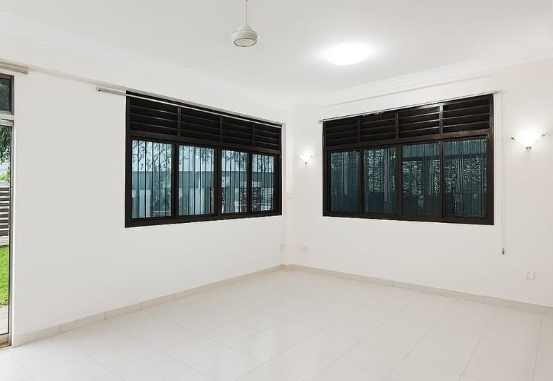 Double Storey Semi Detached House at Taman Liong Seng Jalan Rock in Kuching City for Sale