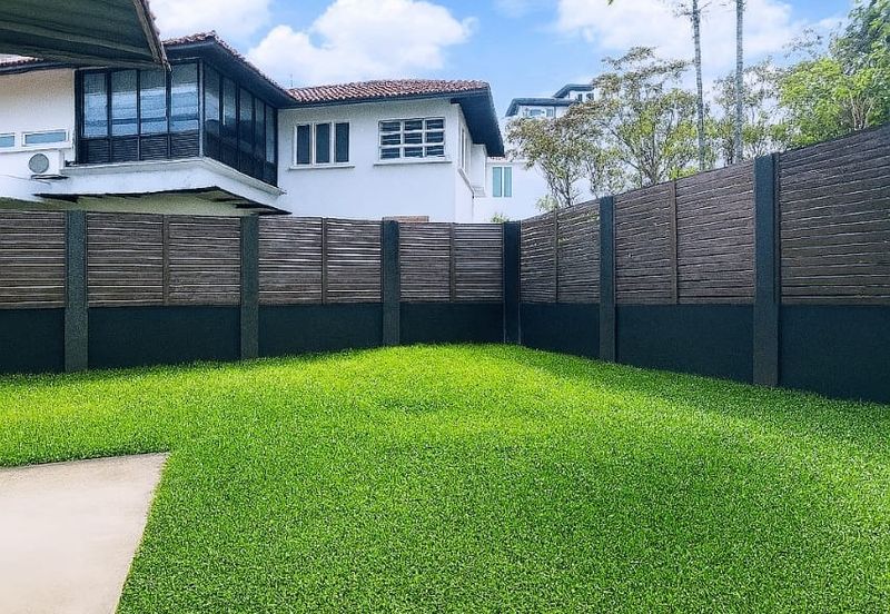 Double Storey Semi Detached House at Taman Liong Seng Jalan Rock in Kuching City for Sale