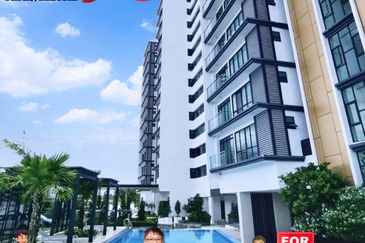 Royal Richmond Gold Condominium