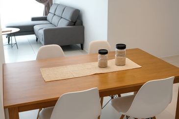 Royal Richmond Gold Condominium