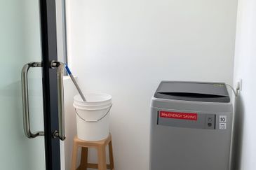 Royal Richmond Gold Condominium