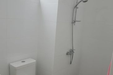 Royal Richmond Gold Condominium