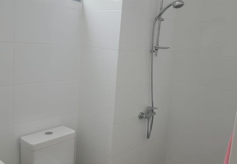 Royal Richmond Gold Condominium