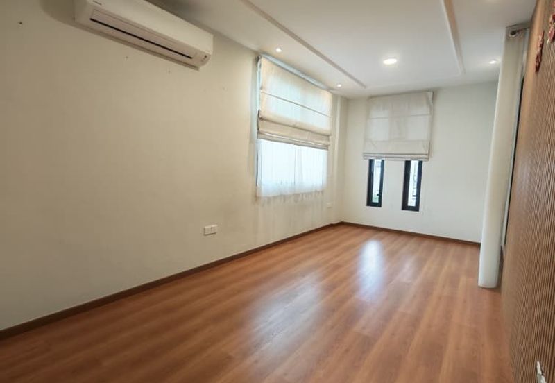 Nova 72 @ The Northbank