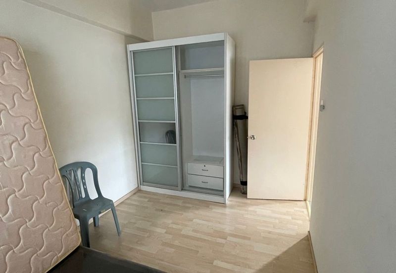 SkyVilla Condominium