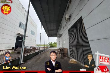 Three (3) Storey Semi Detached Showroom with Lift at RJ Business Hub in Kuching-Samarahan Expressway for Rent