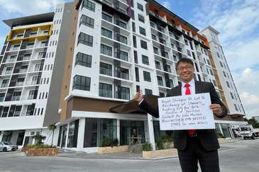 Royal Stampin Residency @ Lot 16