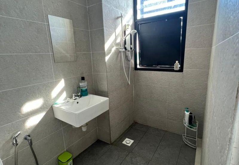 Forest Hill Apartment