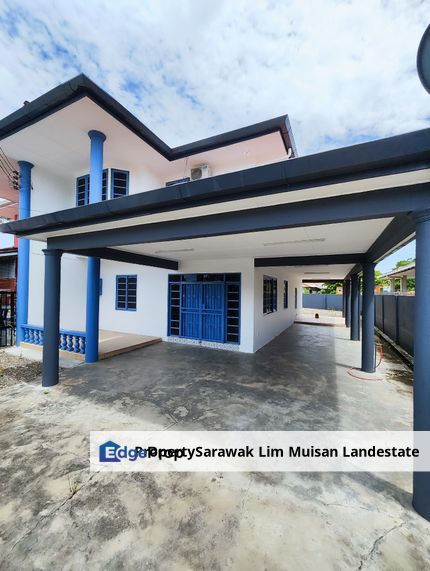 A Spacious and Elegant Double Storey Semi D at Jalan Nanas for Sale, Sarawak, Kuching