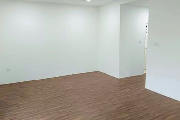 For Sale: 2 1/2 Storey Terrace at Stampin Tengah in Kuching!