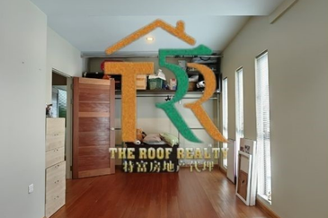 Double Storey Semi Detached at Urat Mata in Kuching for Sale!