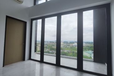 Lagenda Duplex Apartment at Jalan Mathies in Kuching for Sale! 