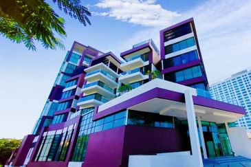 Lagenda Duplex Apartment at Jalan Mathies in Kuching for Sale! 