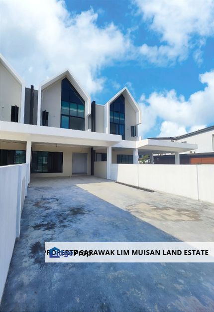 The new double storey house at the Pine View for Sale, Sarawak, Kuching