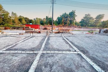 New Semi-Detached House at Semaba in Kuching for Sale! 