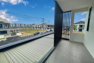 Double Storey Corner at Pines Residence (Opposite MJC) in Kuching for Sale