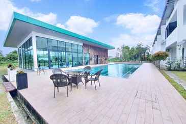 Forest Hill Apartment