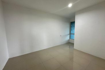 Double Storey Corner House at Field Force Batu Kawa in Kuching for Sale