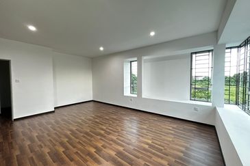 Double Storey Corner House at Field Force Batu Kawa in Kuching for Sale