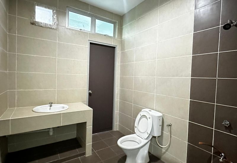 Double Storey Corner House at Field Force Batu Kawa in Kuching for Sale