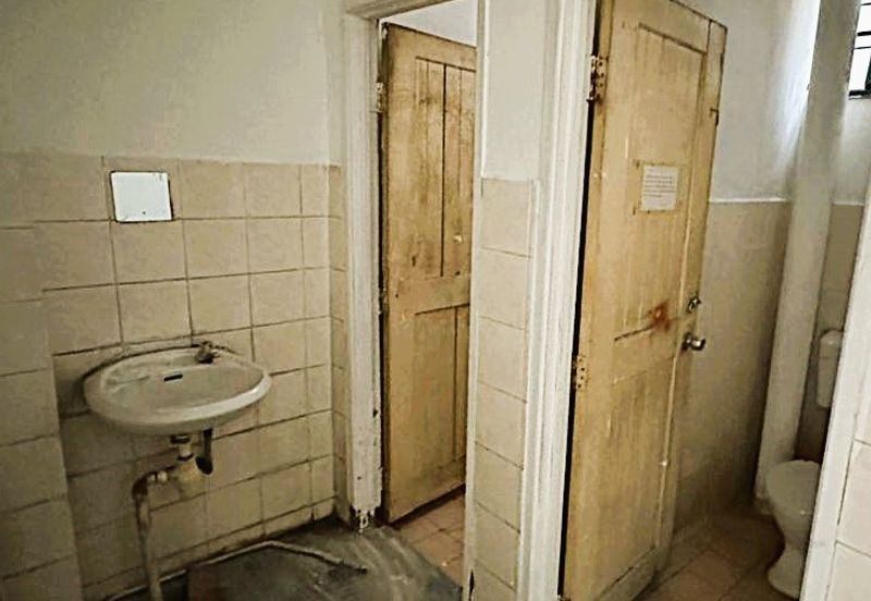 Ground floor Shop at MJC facing main road for rent