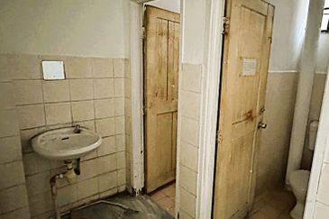 Ground floor Shop at MJC facing main road for rent