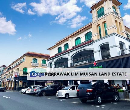 3 Storey Shoplot intermediate Jalan Song in Kuching for Sale, Sarawak, Kuching