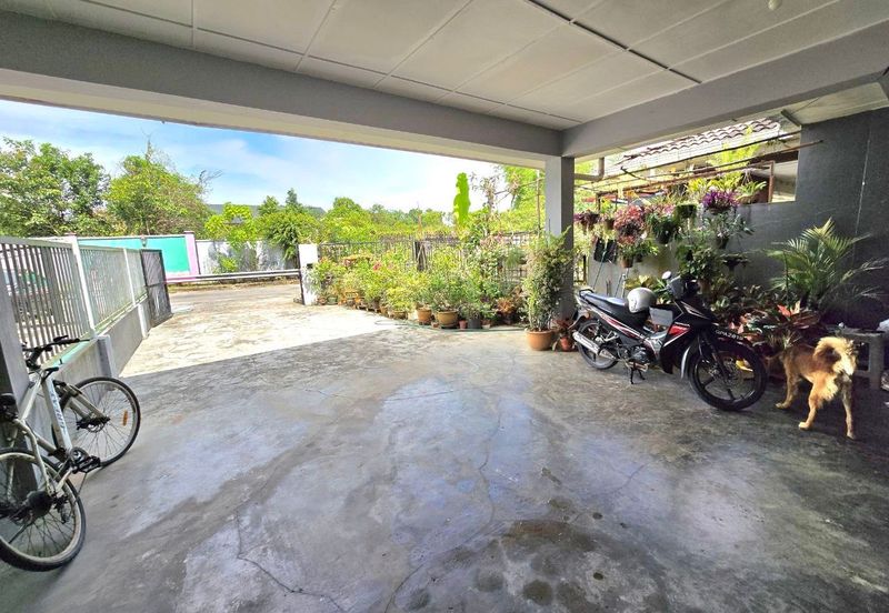 Double Storey at Taman Sarmax 6 Mile In Kuching for Sale