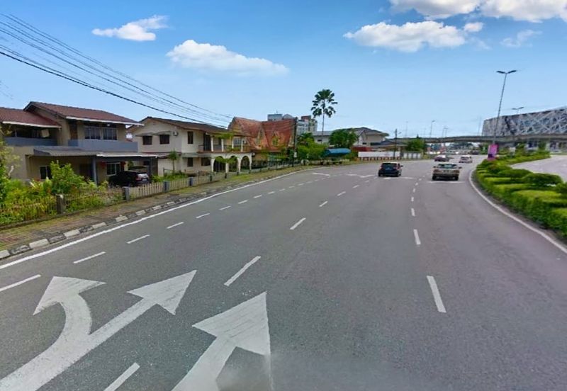 Double Storey Detached at Jalan Laksamana in Kuching for Rent