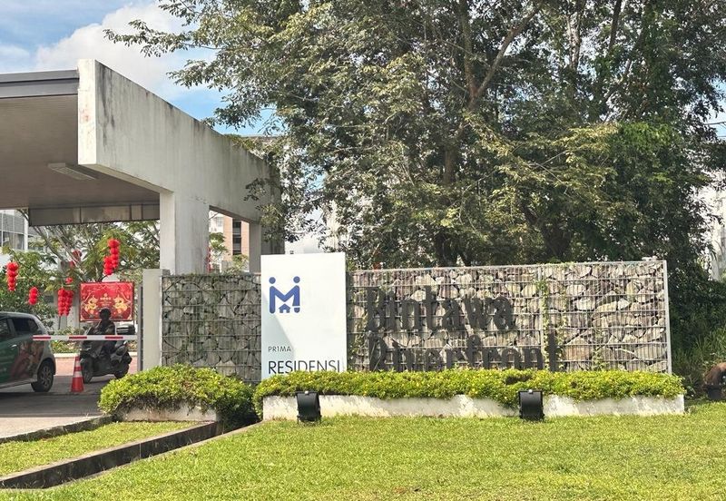 Apartment at Prima Residensi Bintawa in Kuching for Sale