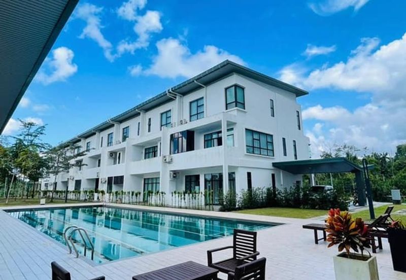 Forest Hill Apartment