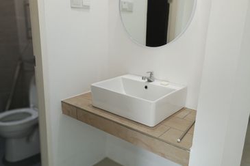 Forest Hill Apartment