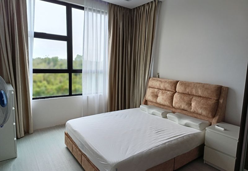 Forest Hill Apartment