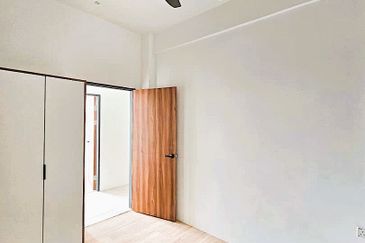 the Glen Apartment at Arang Road in Kuching for Sale