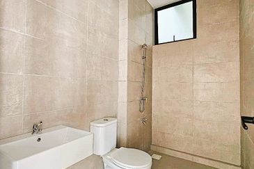 the Glen Apartment at Arang Road in Kuching for Sale