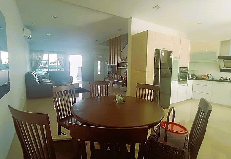 Double Storey Terrace at Jalan Merpati (Near to Merlin Garden) for Sale