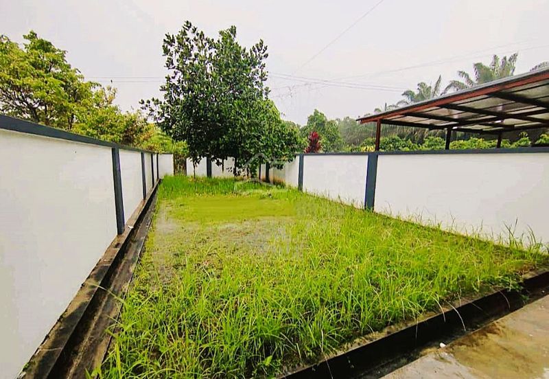 Double Storey Terrace at Jalan Merpati (Near to Merlin Garden) for Sale