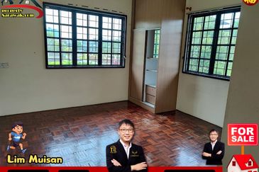 Double Storey Semi Detached at Jalan Sherip Masahor in Kuching for Sale