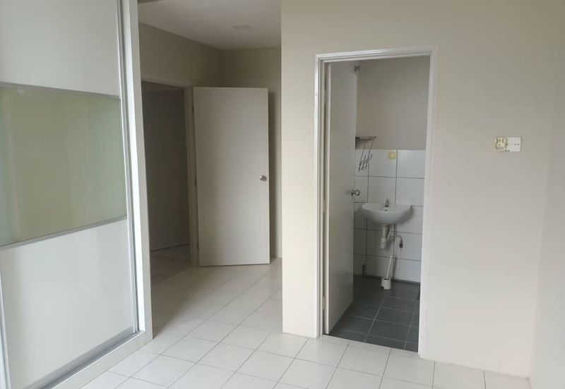 SkyVilla Condominium