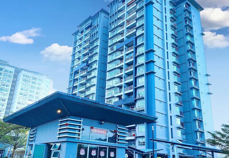 SkyVilla Condominium