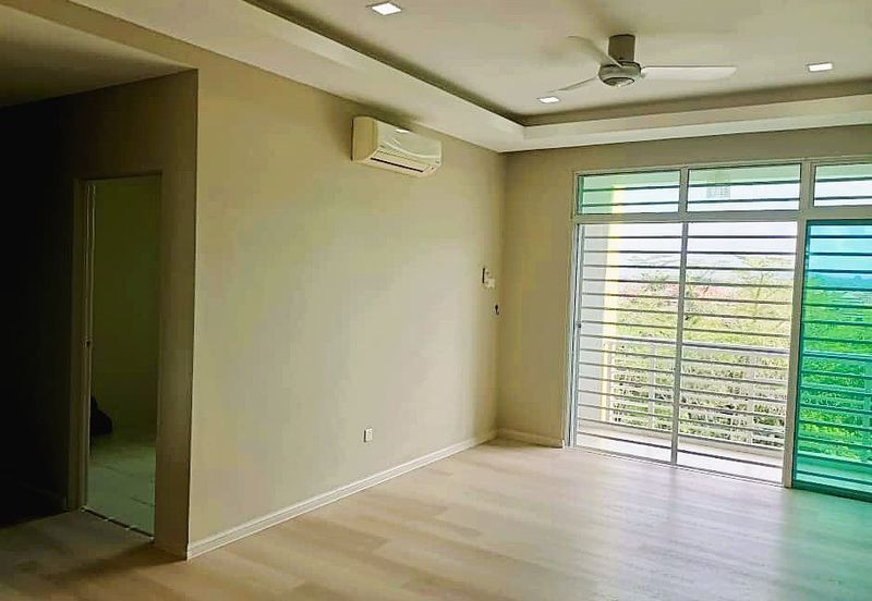 SkyVilla Condominium