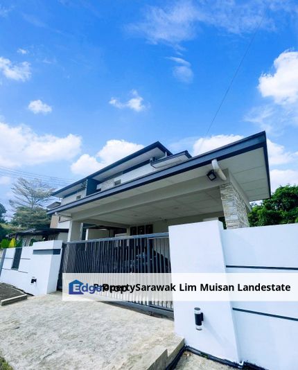 Double storey semi detached at field force in Kuching for Sale, Sarawak, Kuching