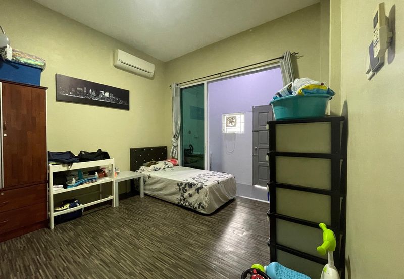 Double storey semi detached at field force in Kuching for Sale